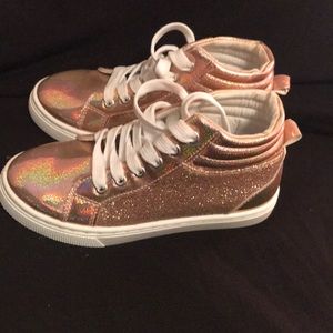 NEVER WORN girls pink sparkly high top shoes